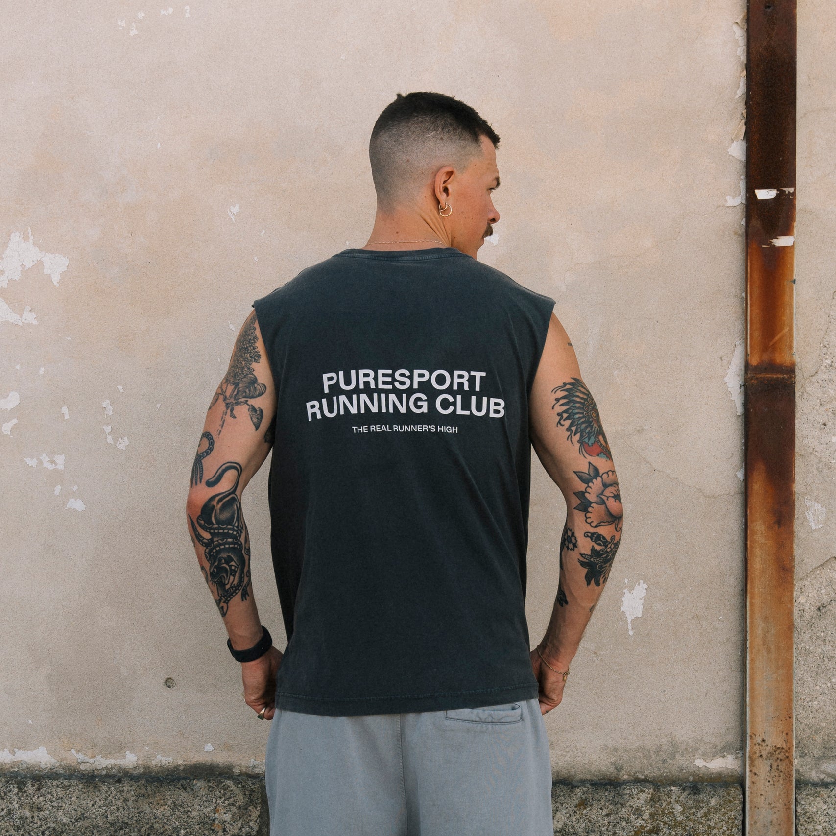 Running Club Cut Off - Washed Black