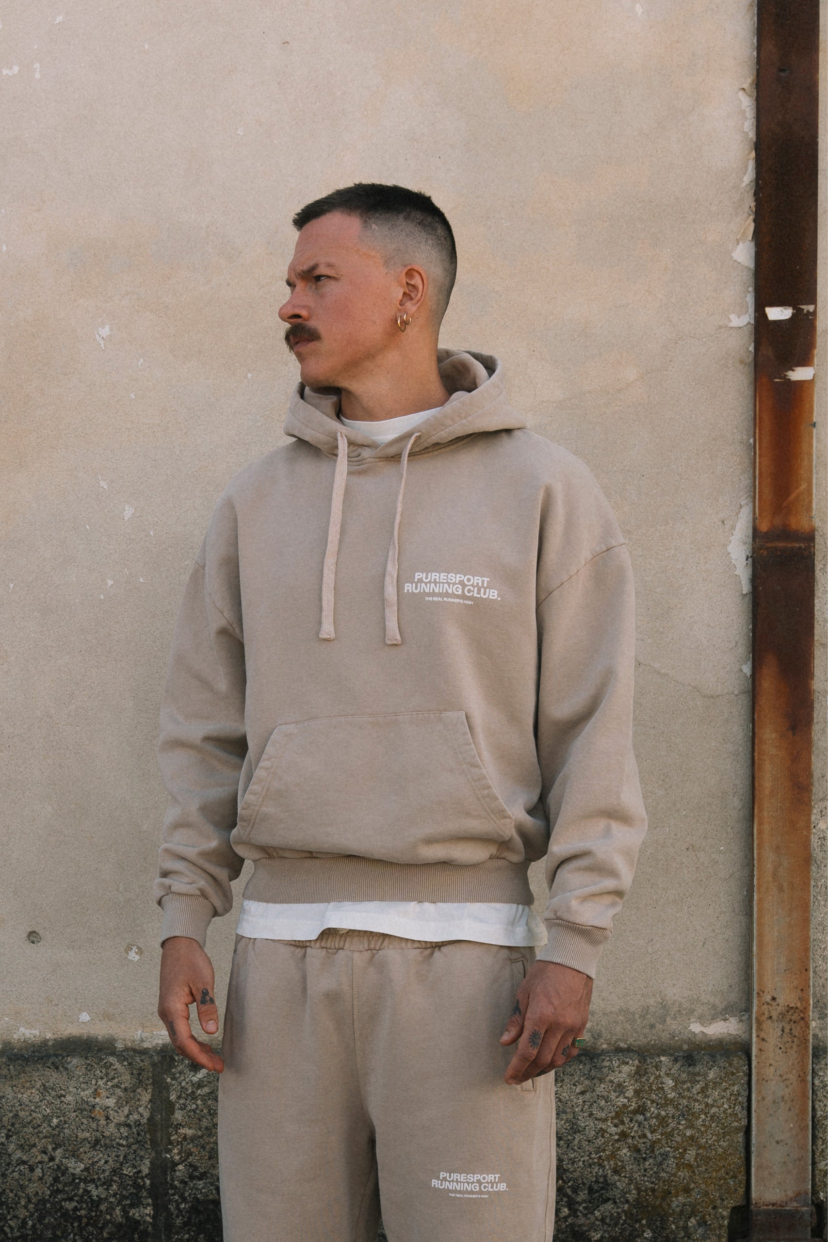 Running Club Hoodie - Overdyed Sand