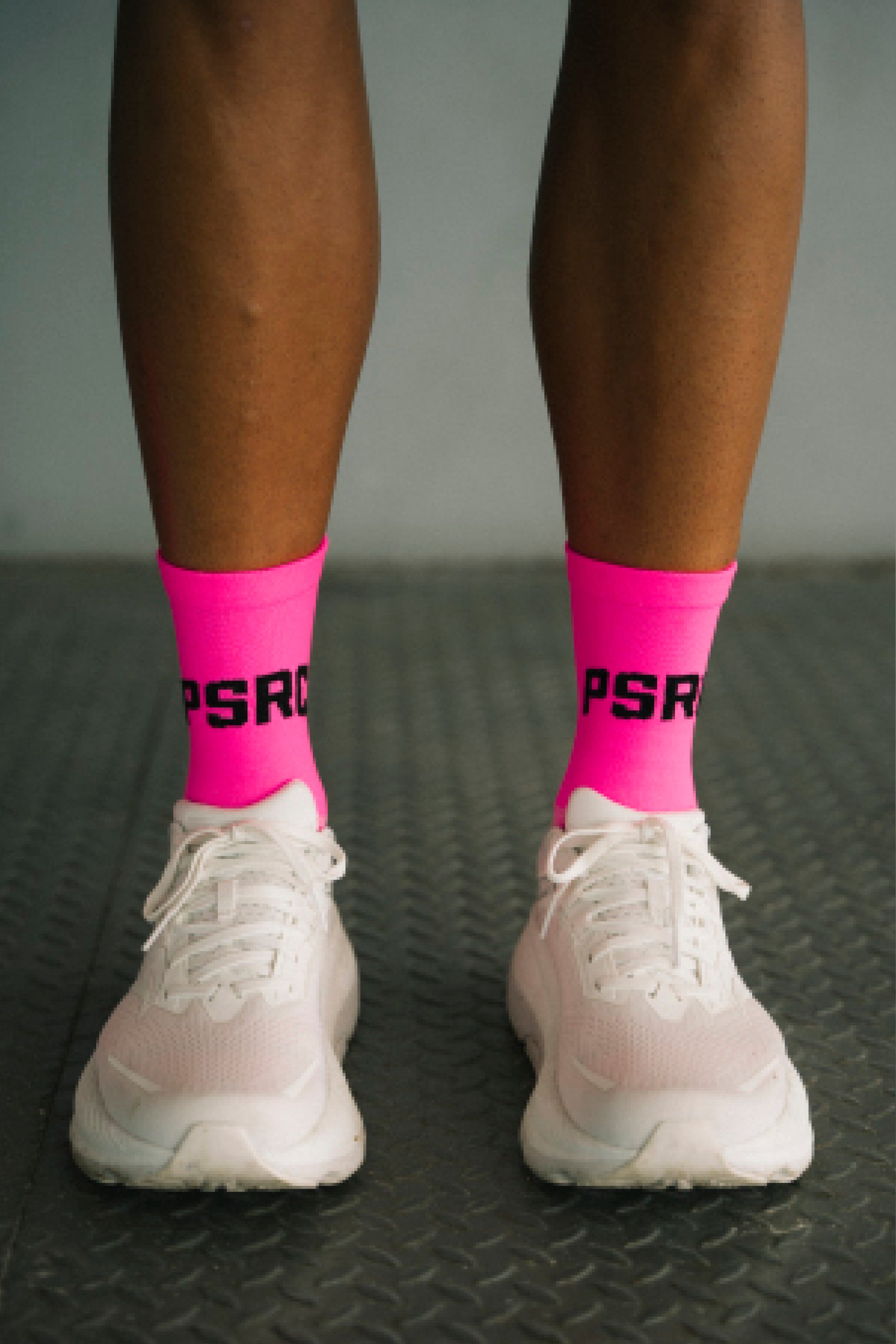 Performance Running Socks - Neon Pink