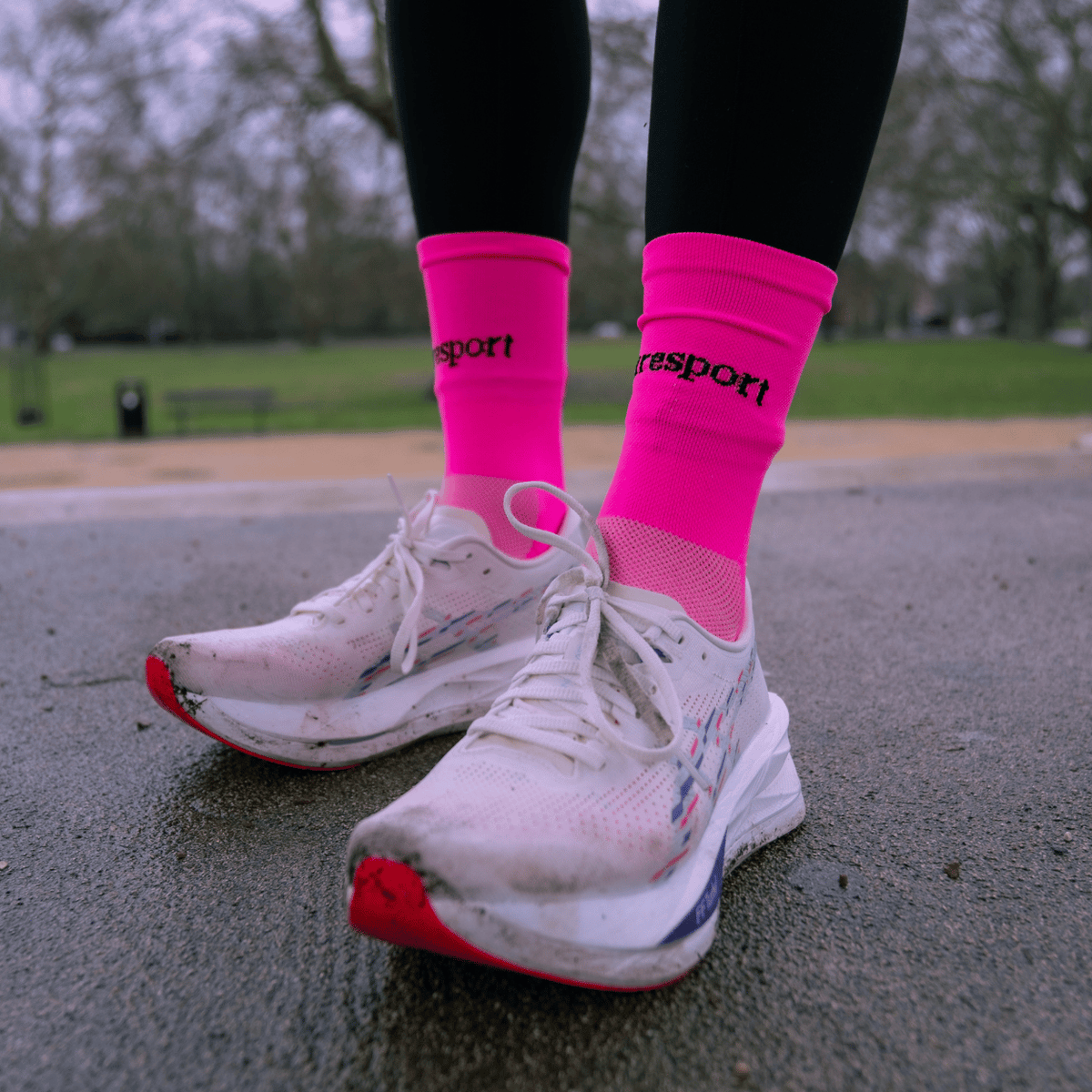 Neon Pink Performance Running Socks – Puresport
